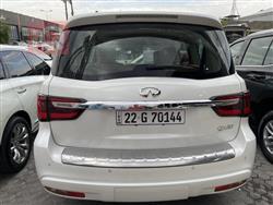 Infiniti QX80